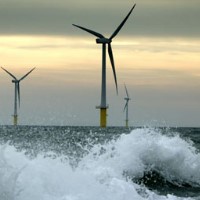energia-eolica-offshore-noite