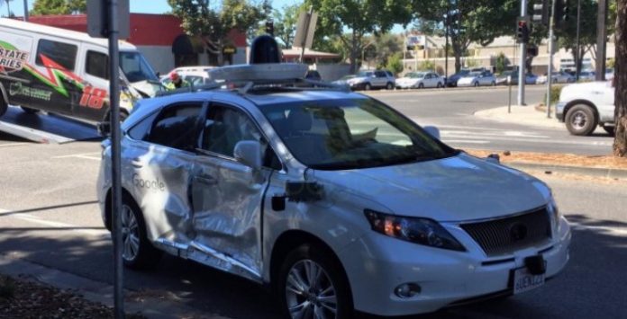 acidente-carro-google-lexus