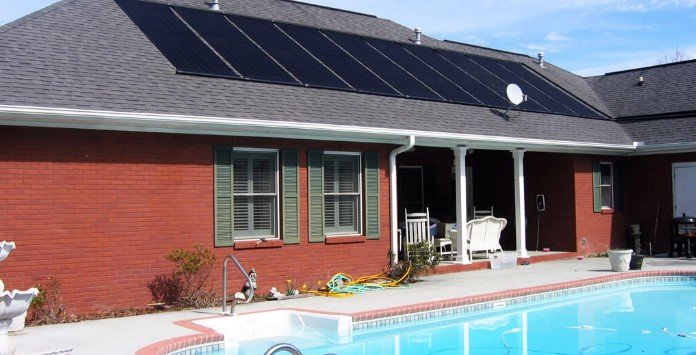 Como aquecer uma piscina com painéis solares