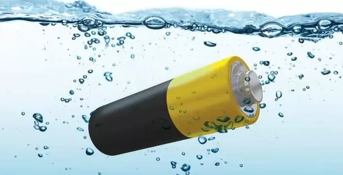 Científicos descubren que las baterías a base de agua tienen una gran capacidad de almacenamiento