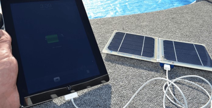 Carregar Tablet recorrendo à Energia Solar Fotovoltaica