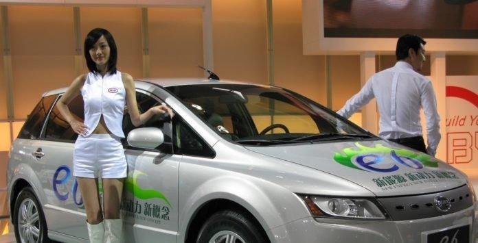 China vai criar marca própria de carros elétricos