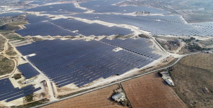Central Solar Fotovoltaica Mula - Espanha