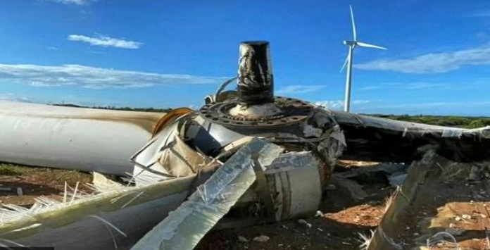 Parte Turbina Eólica Gamesa desabou em Piauí