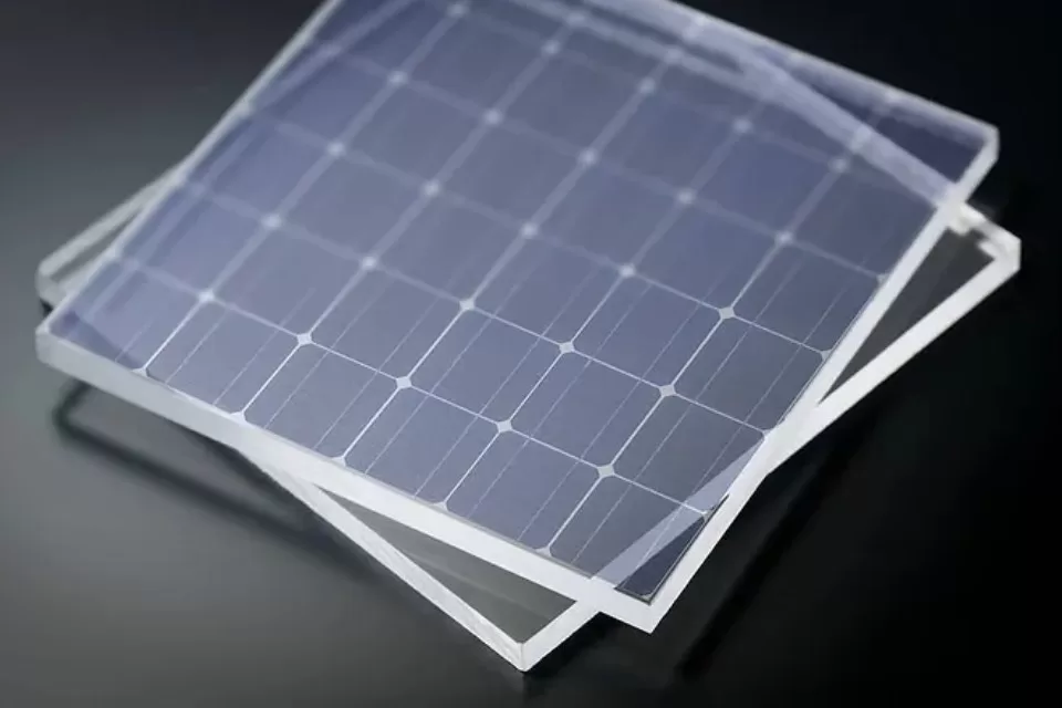 Vidro transparente - Painel Solar Fotovoltaico